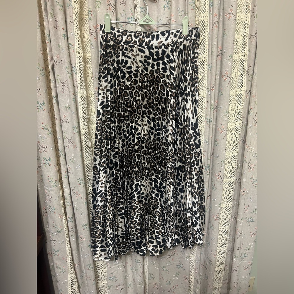 Do+Be Leopard Print Pleated Maxi Skirt Side Zip Size Medium